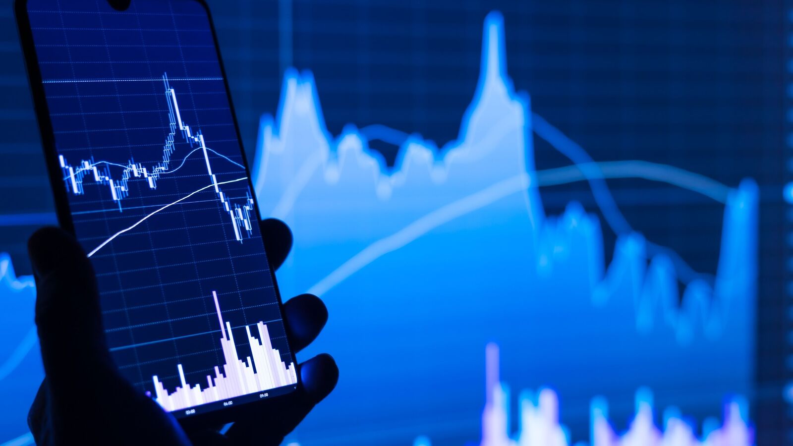 Multibagger! This penny stock turned  ₹10k to over  ₹2 lakh in just 2 years