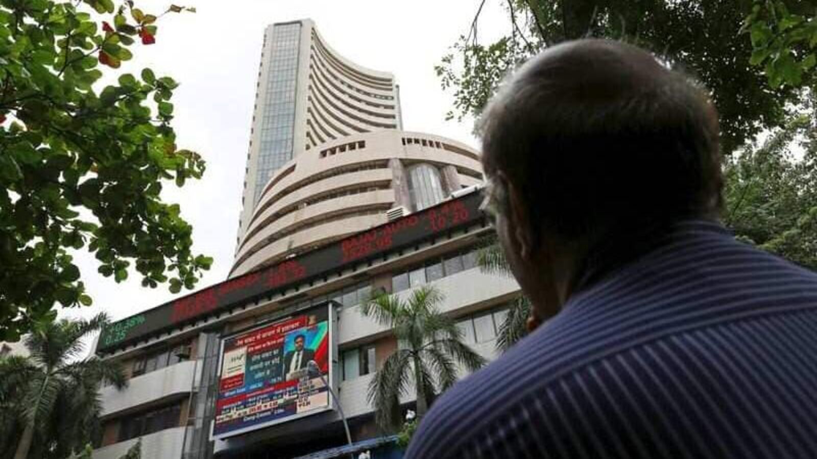 Stocks to Watch: Adani Group, LIC, Dr. Lal PathLabs, Crompton Greaves, Zomato